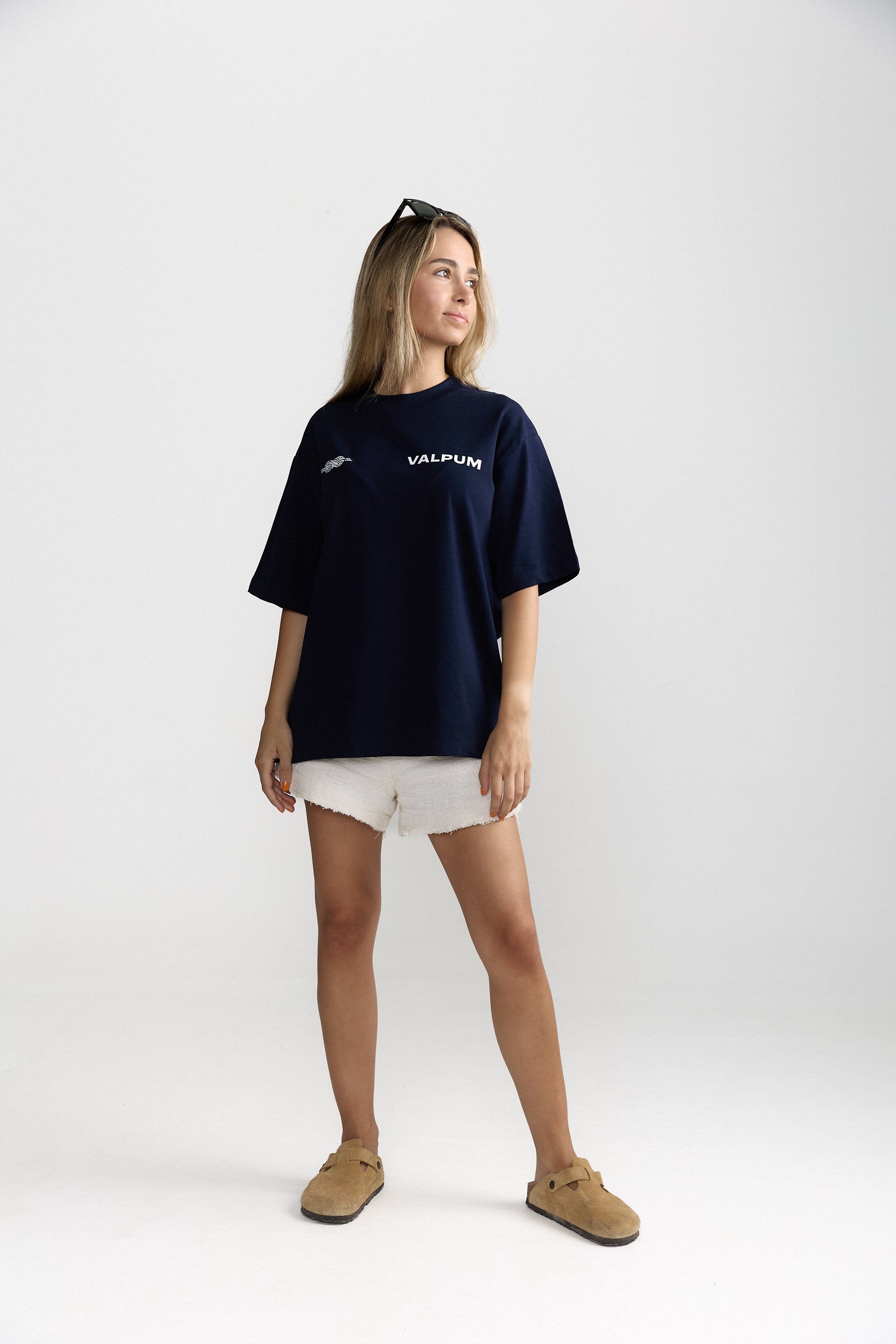MOMENTS NAVY T-SHIRT