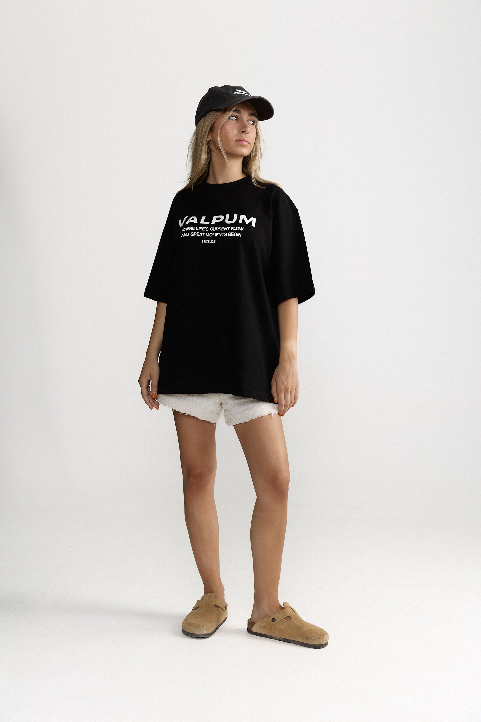 CLASSIC BLACK T-SHIRT