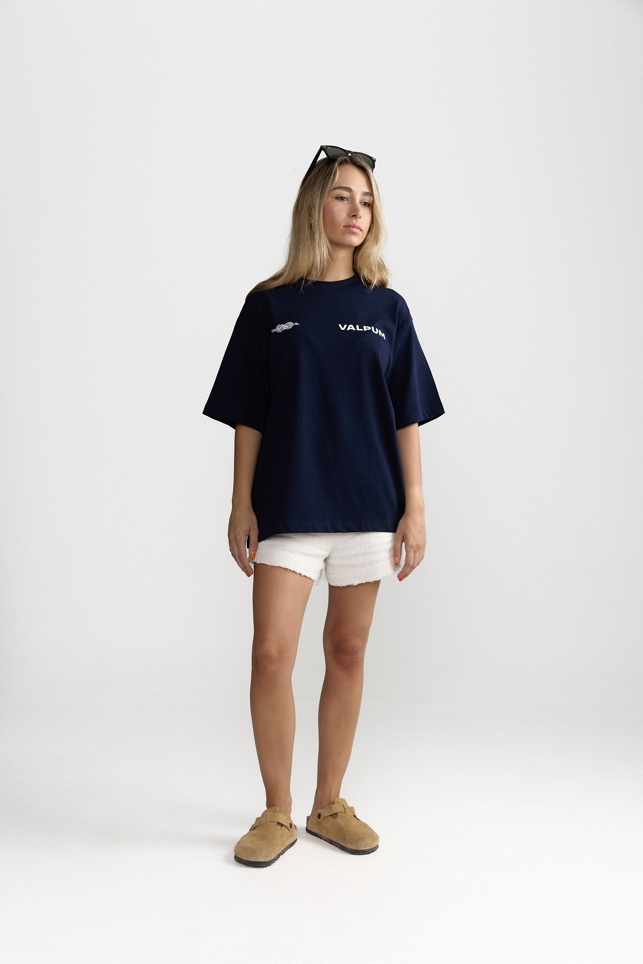 MOMENTS NAVY T-SHIRT