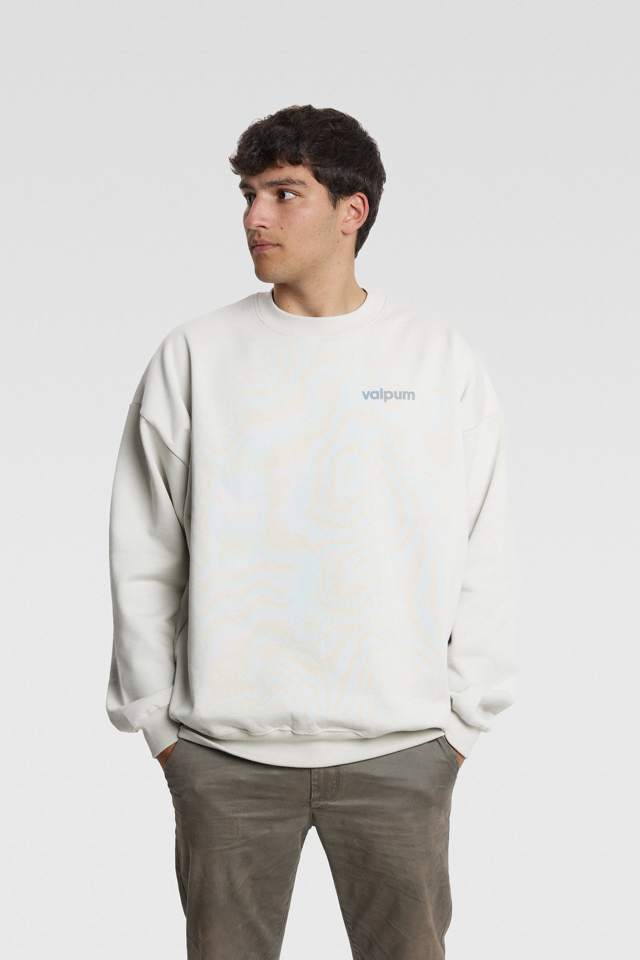 CLASSIC CREAM CREWNECK