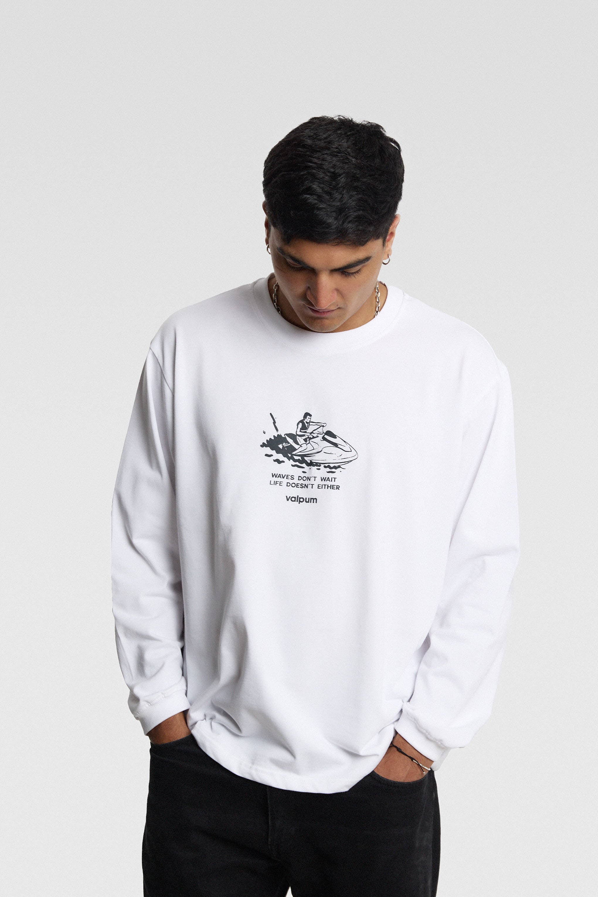 WAVES WHITE LONGSLEEVE