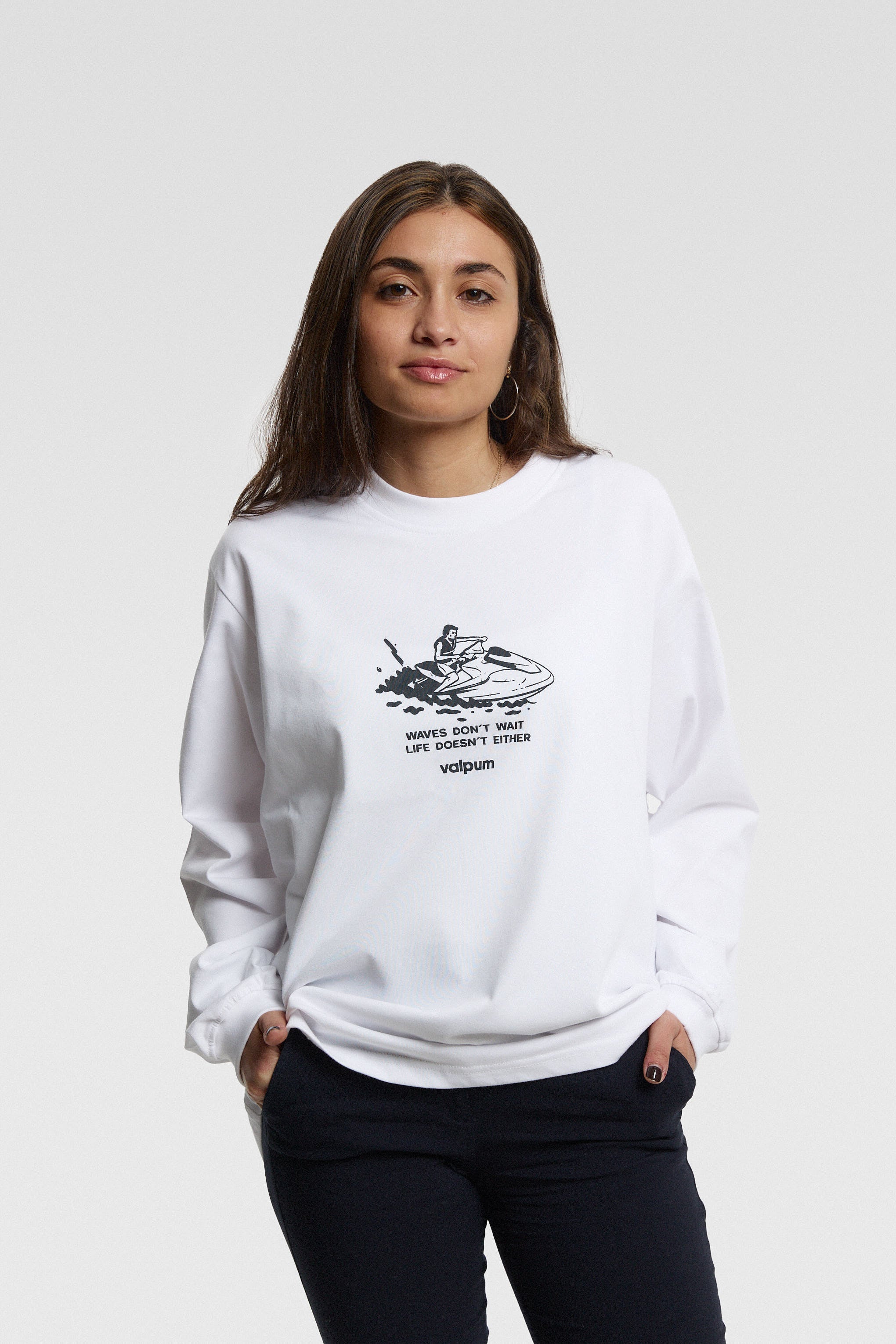 WAVES WHITE LONGSLEEVE