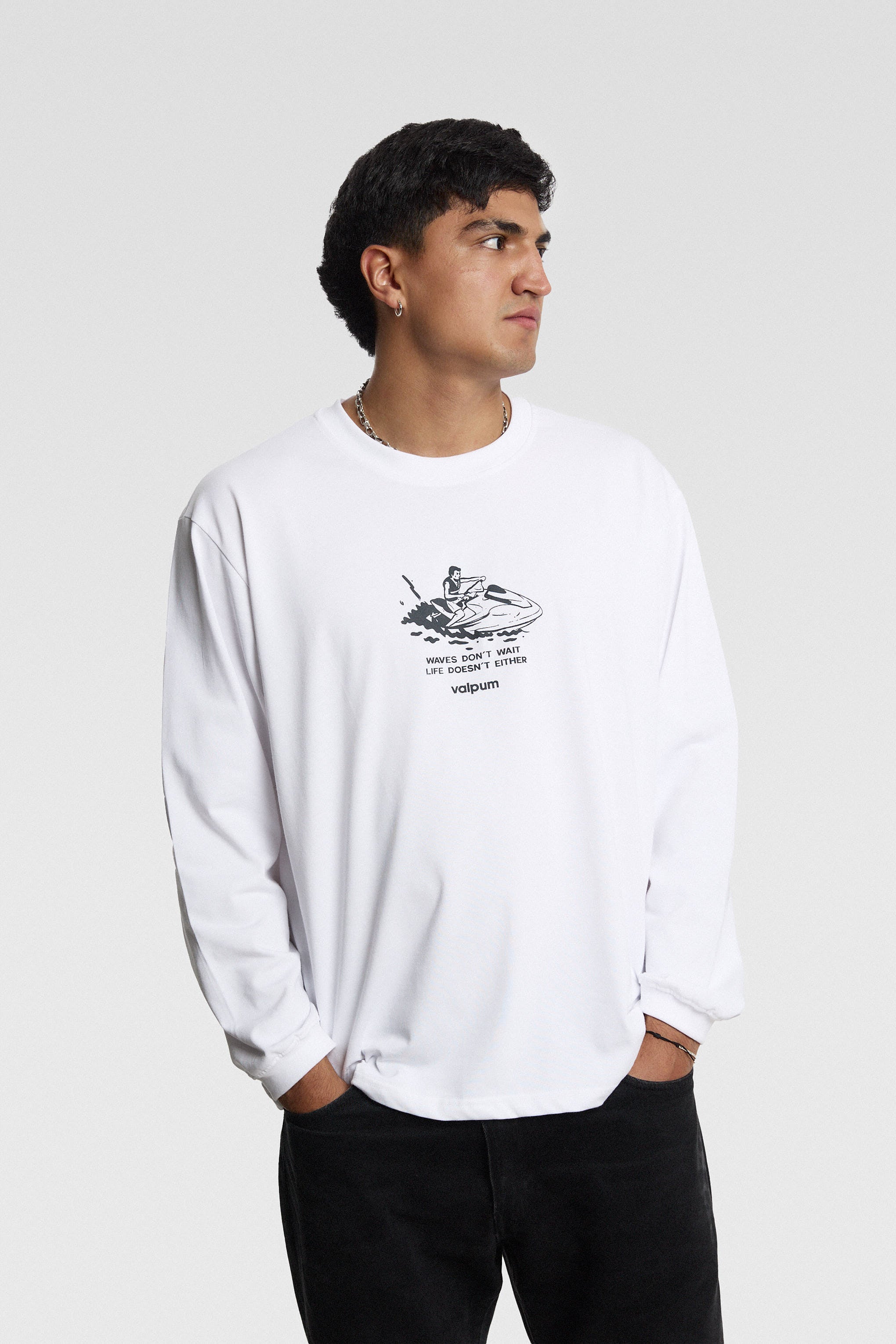 WAVES WHITE LONGSLEEVE