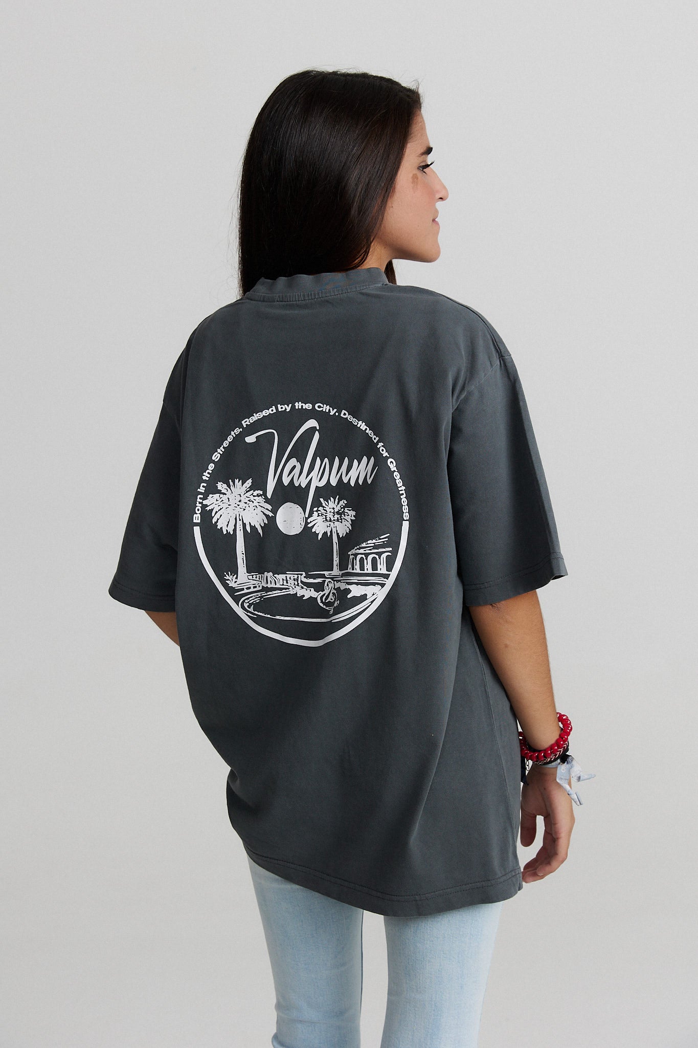 RELAX BLACK OYTER T-SHIRT